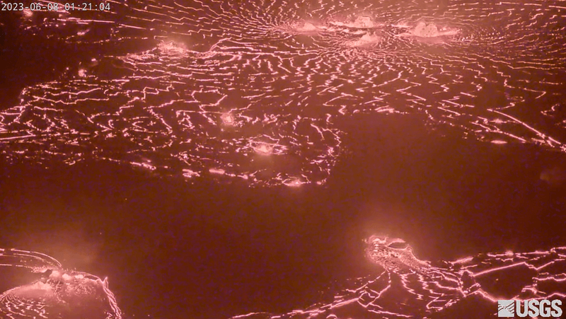 A screenshot of the livestream Hawaii's Mount Kilauea volcano eruption.